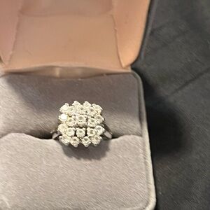 Elegant Silver Floral Cluster Ring